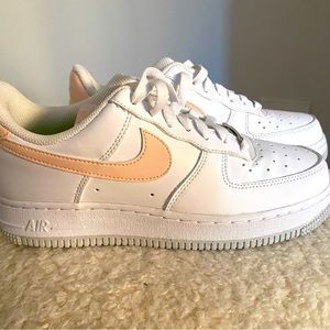 Nike AIRFORCE ONE Light Pink Swoosh BRAND NEW